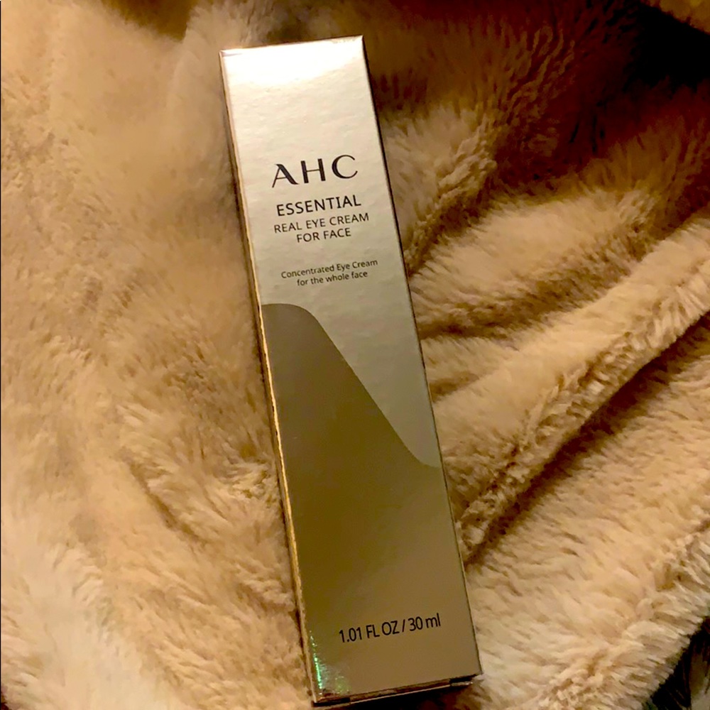 AHC essential real eye cream for face